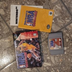 Nintendo 64 Kobe Bryant NBA Courtside 1997 game.